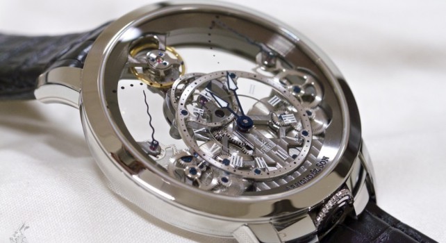 Arnold & Son Time Pyramid : La transparence s&rsquo;initie dans le luxe