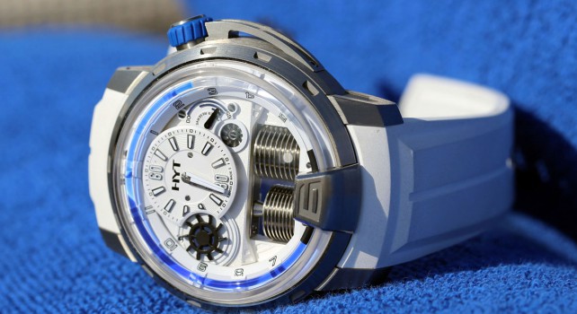 HYT collection H1 : Une clepsydre des temps modernes