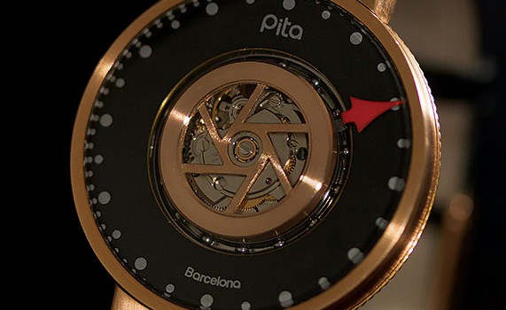 Pita Barcelona Carousel : Une montre au regard novateur