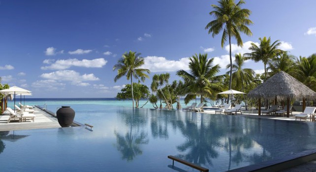Four Seasons Resort Maldives Landaa Giraavaru : Un paradis tropical