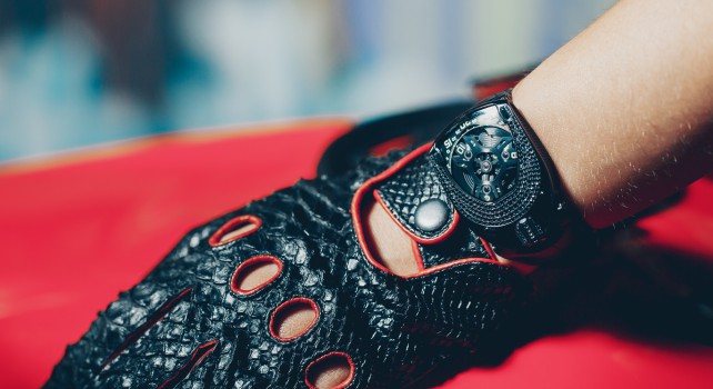 Urwerk UR-106 Lotus : un tout premier modèle féminin